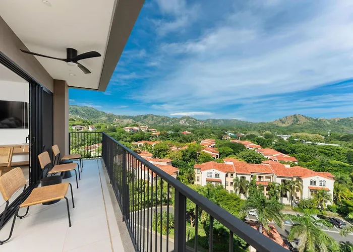 Naumi N452 | High Floor 2br Ocean View In Playas Del Coco
