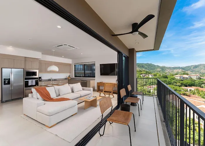 Naumi N452 | High Floor 2br Ocean View In Playas Del Coco * Sardinal (Guanacaste)