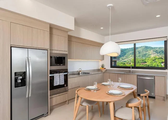 Naumi N452 | High Floor 2br Ocean View In Playas Del Coco Sardinal (Guanacaste)